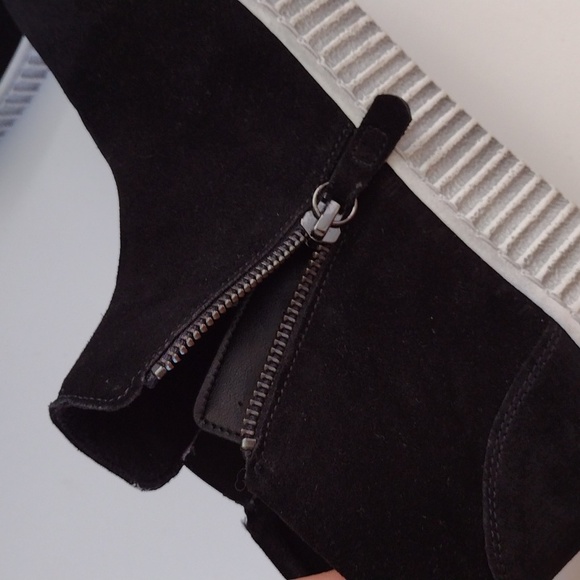 Gabor Suede Black Ankle Booties Sneakers Side Zipper Women's Size 9 Casual Fall - Picture 11 of 13